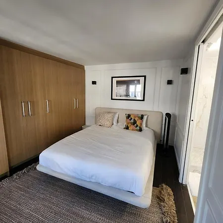 Appartamento Le Moka - Duplex&bright- Near Champs-elysées Parigi