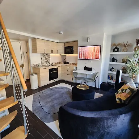 Le Moka - Duplex&bright- Near Champs-elysées * Parigi